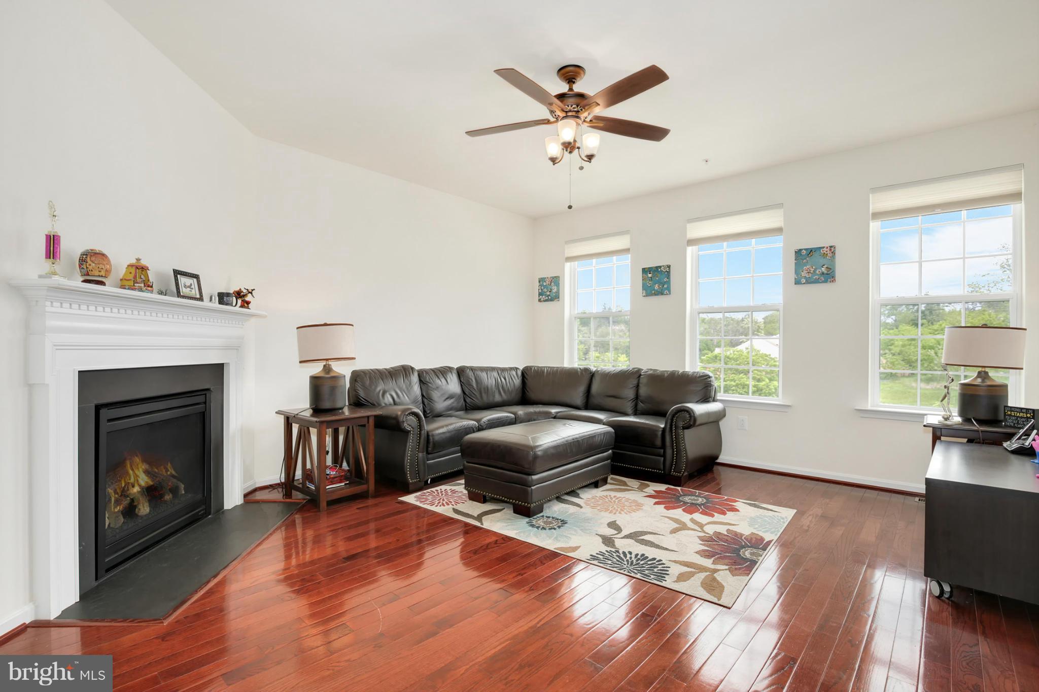 ROCKLAND AT ROGERS - Residential