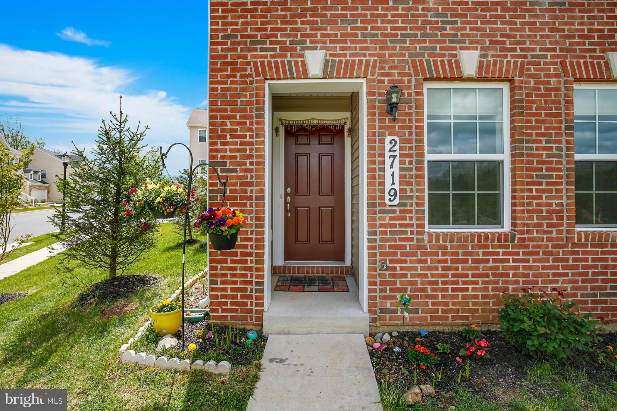 ROCKLAND AT ROGERS - Residential