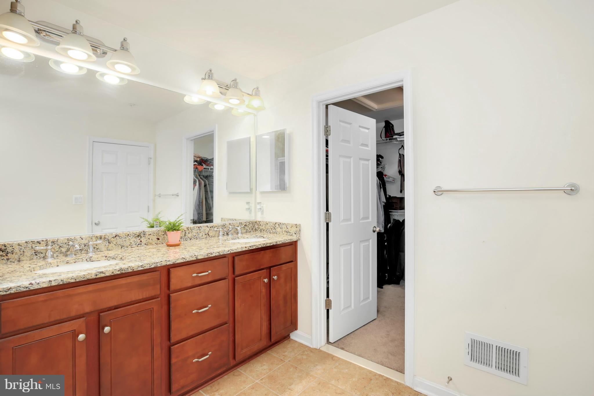 ROCKLAND AT ROGERS - Residential