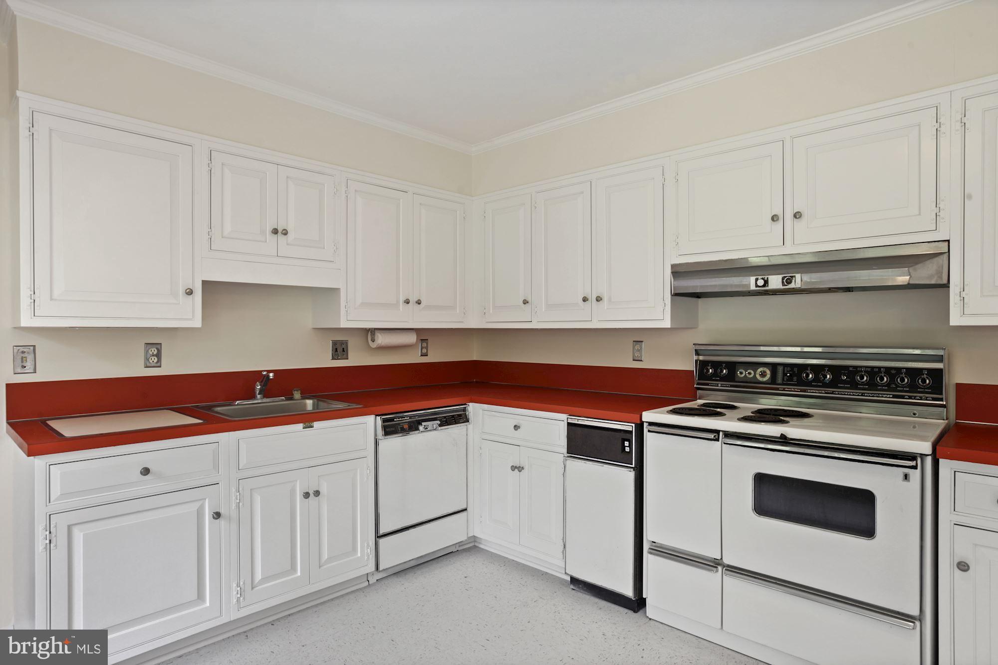 GREAT FALLS ESTATES - Residential