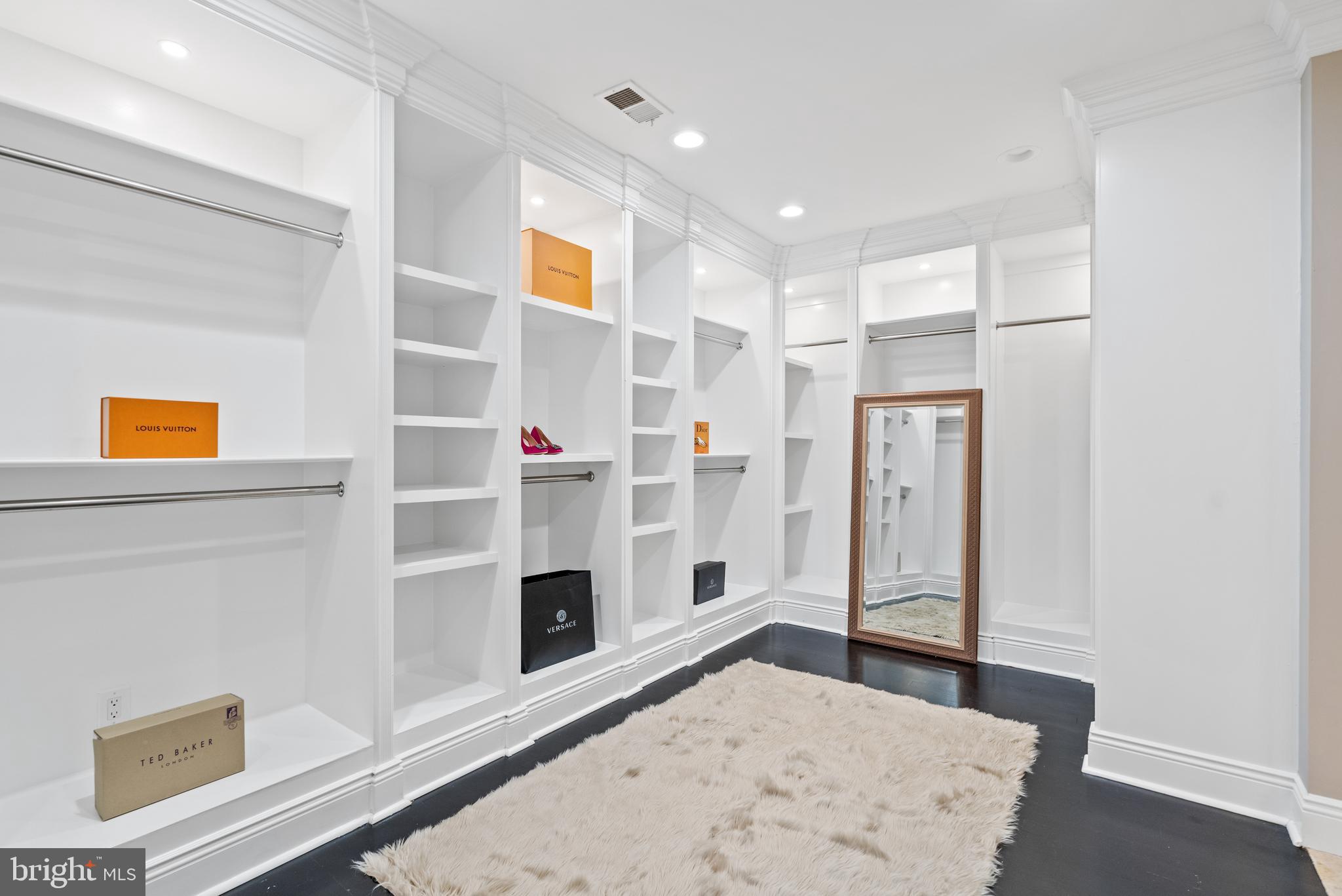 CHESTERFORD - Residential