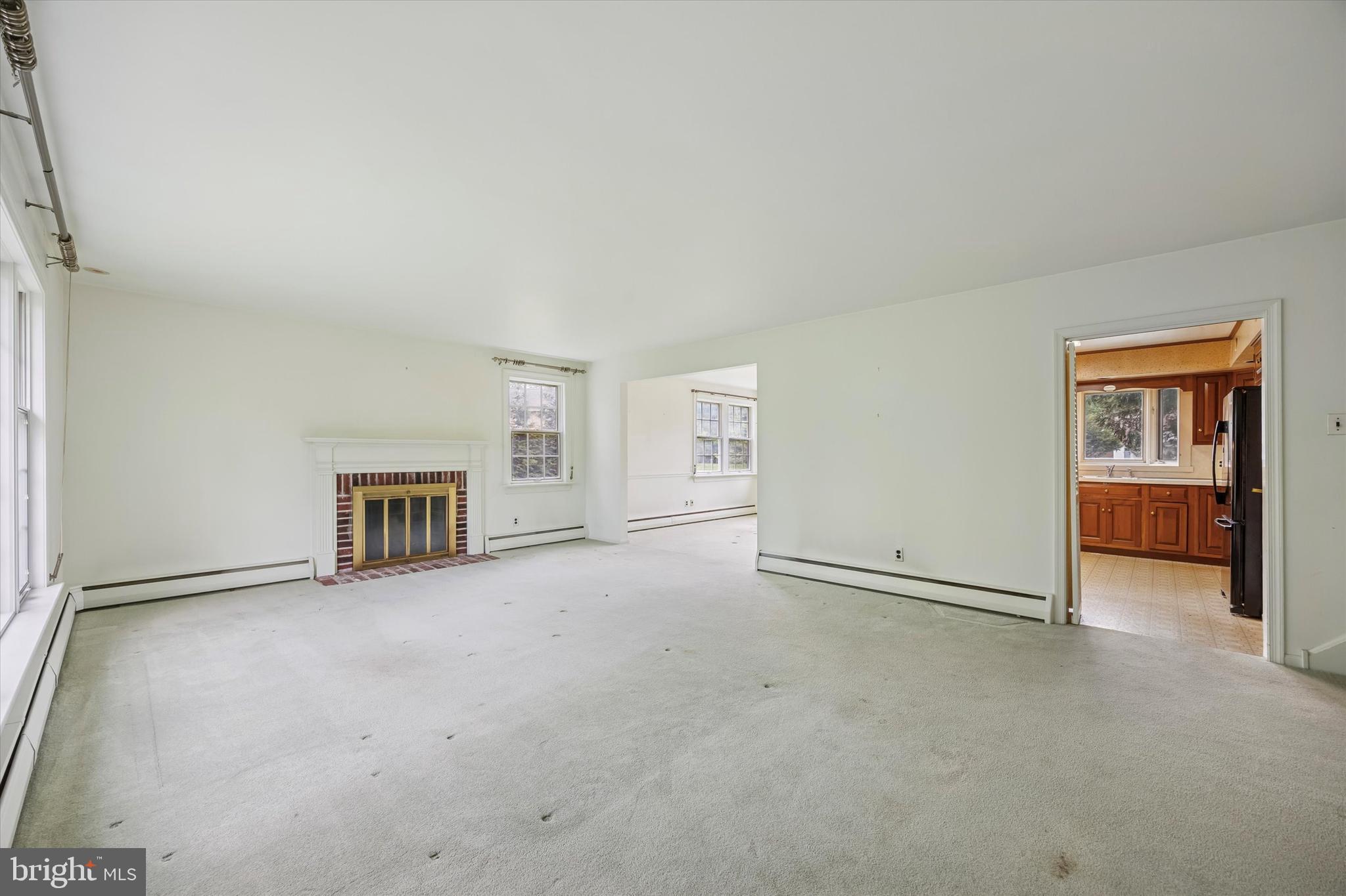 424 HEATHERWOOD LANE
