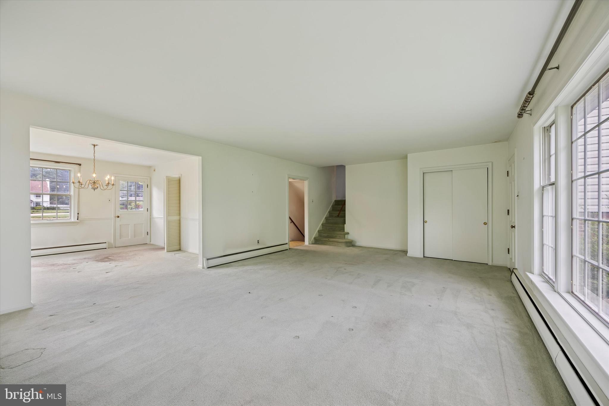 424 HEATHERWOOD LANE