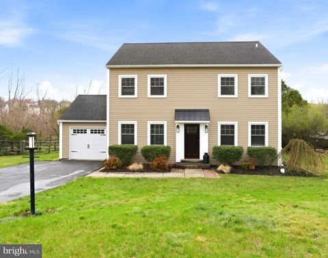 2306 CASSARD CIRCLE GILBERTSVILLE PA 19525