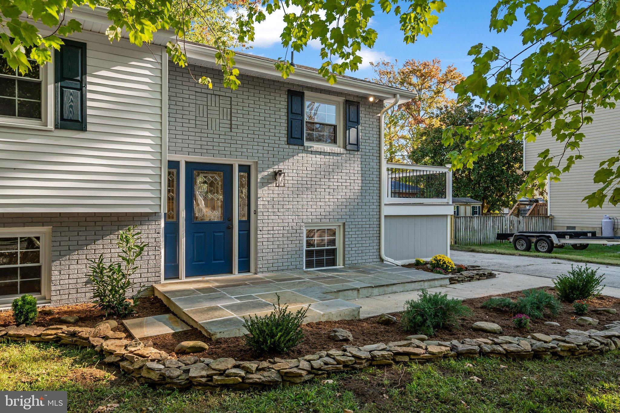 3349 ARUNDEL ON THE BAY ROAD
