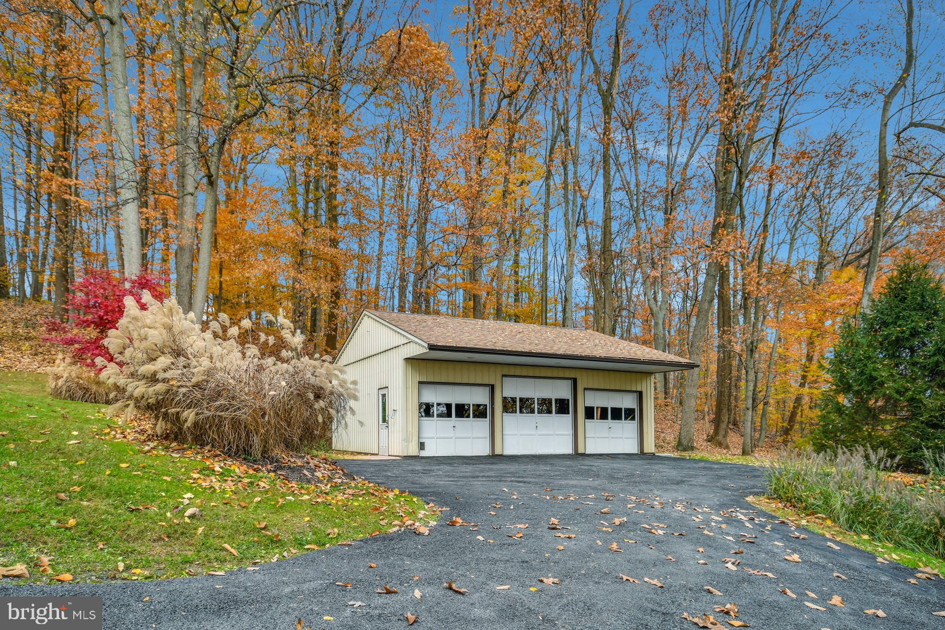 GLENMOORE - Residential