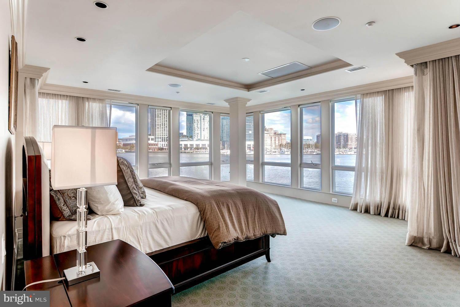 PIER HOMES AT HARBORVIEW - Residential