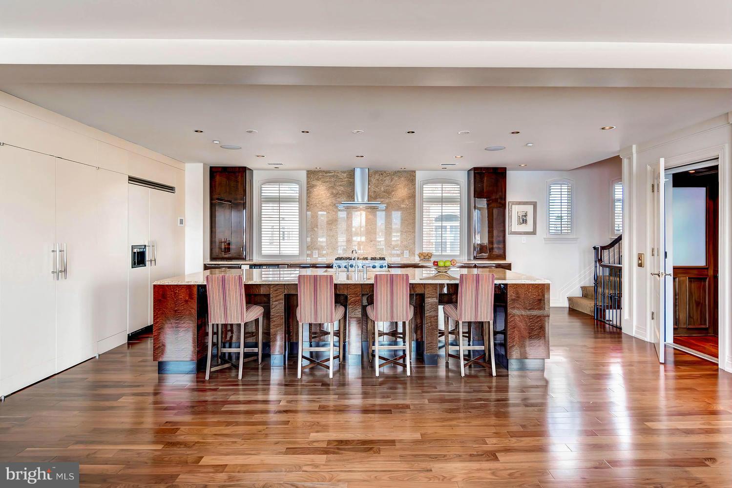 PIER HOMES AT HARBORVIEW - Residential