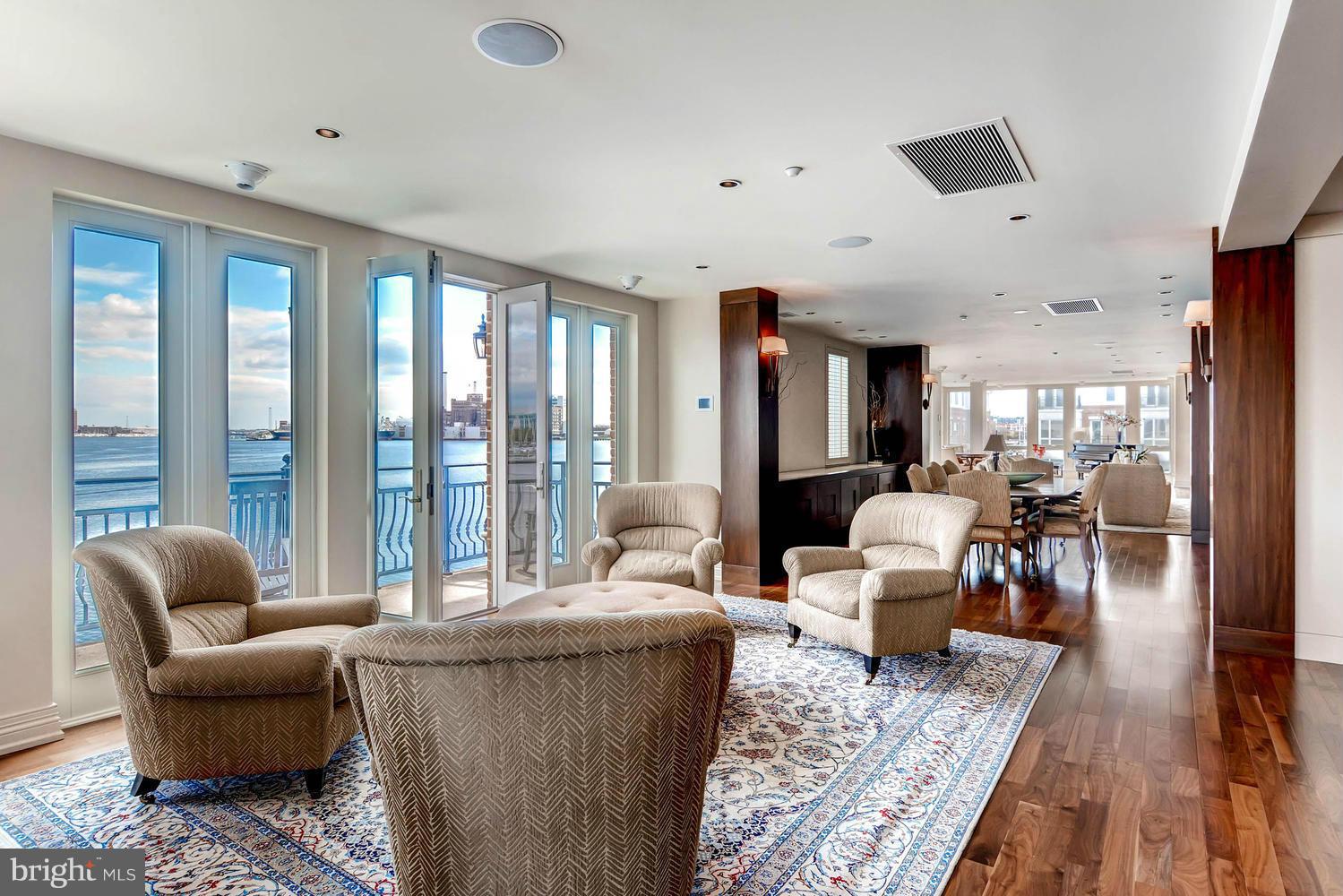 PIER HOMES AT HARBORVIEW - Residential