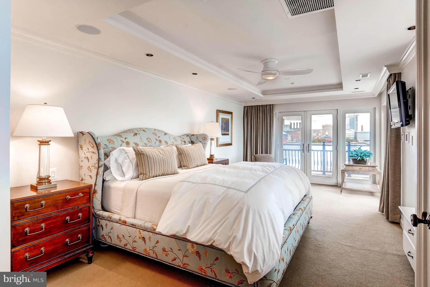 PIER HOMES AT HARBORVIEW - Residential