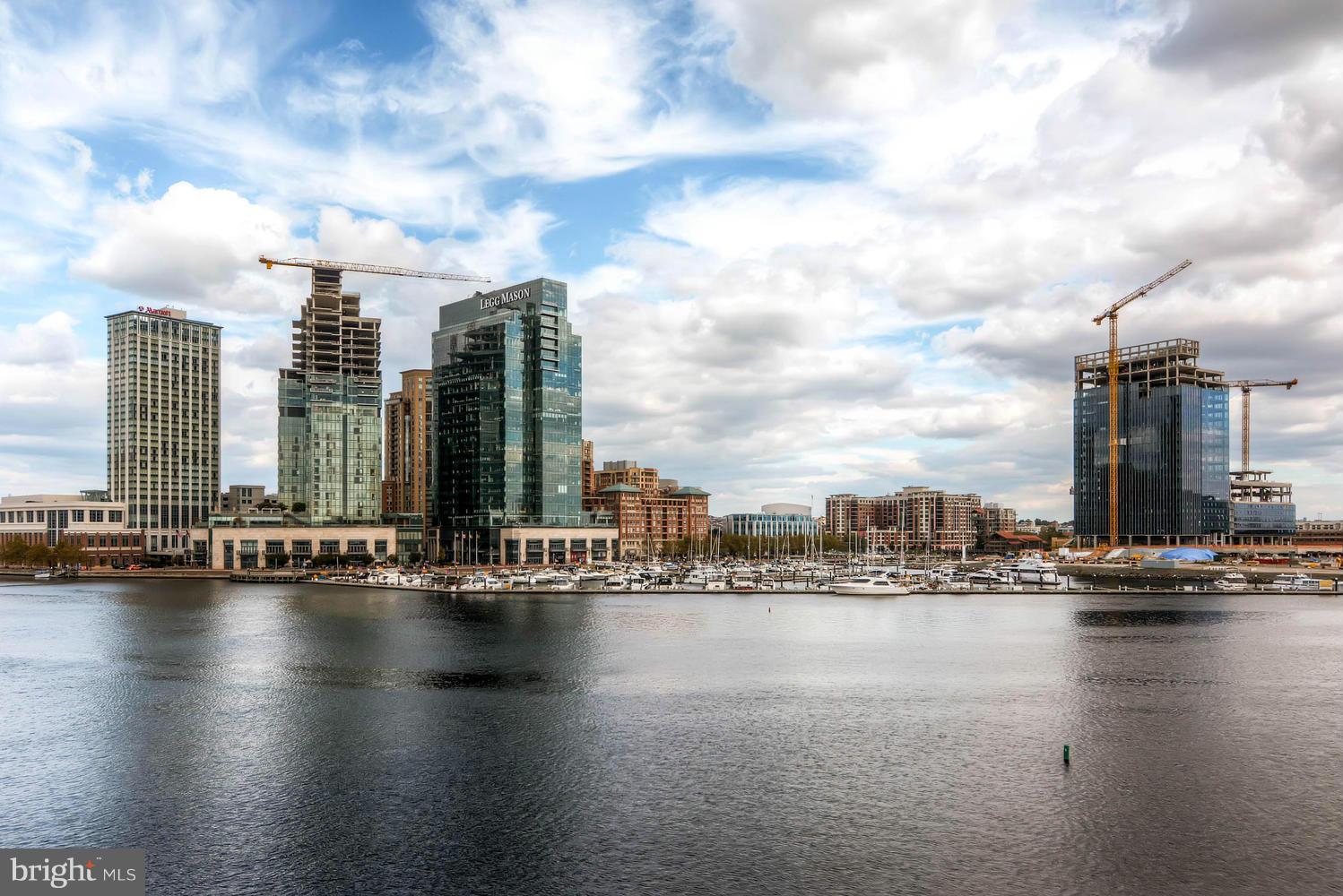 PIER HOMES AT HARBORVIEW - Residential