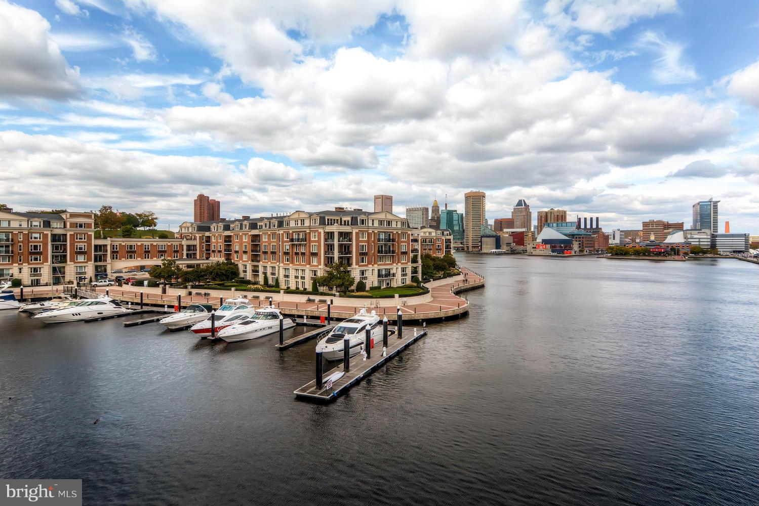 PIER HOMES AT HARBORVIEW - Residential