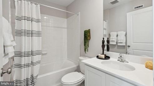 CALM RETREAT - Residential Lease