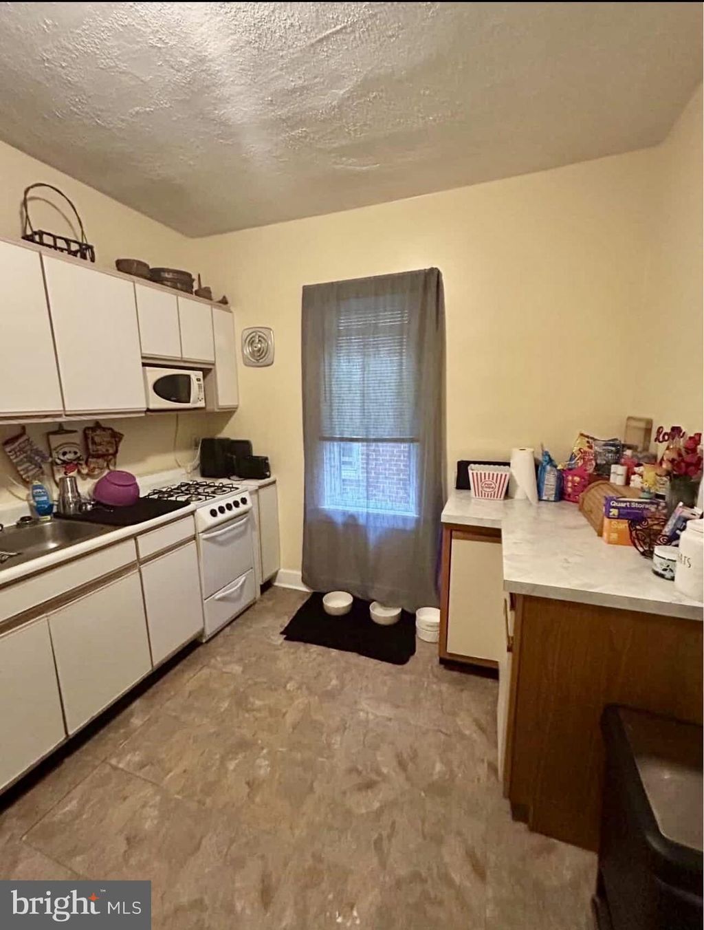 Photo of 406 S Pitt Street, CARLISLE, PA 17013 (MLS # PACB2047792)