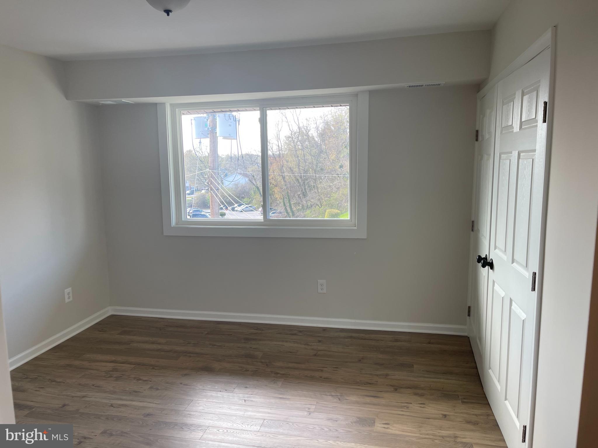 HUNTCREST CONDOMINIUM - Residential