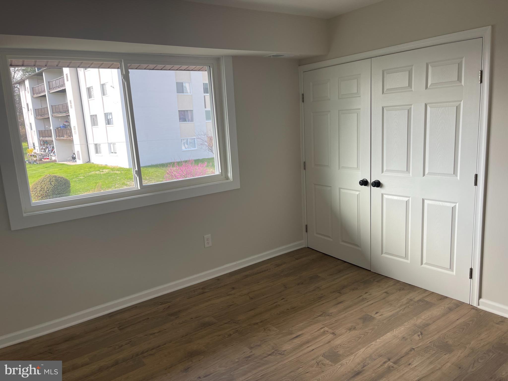 HUNTCREST CONDOMINIUM - Residential