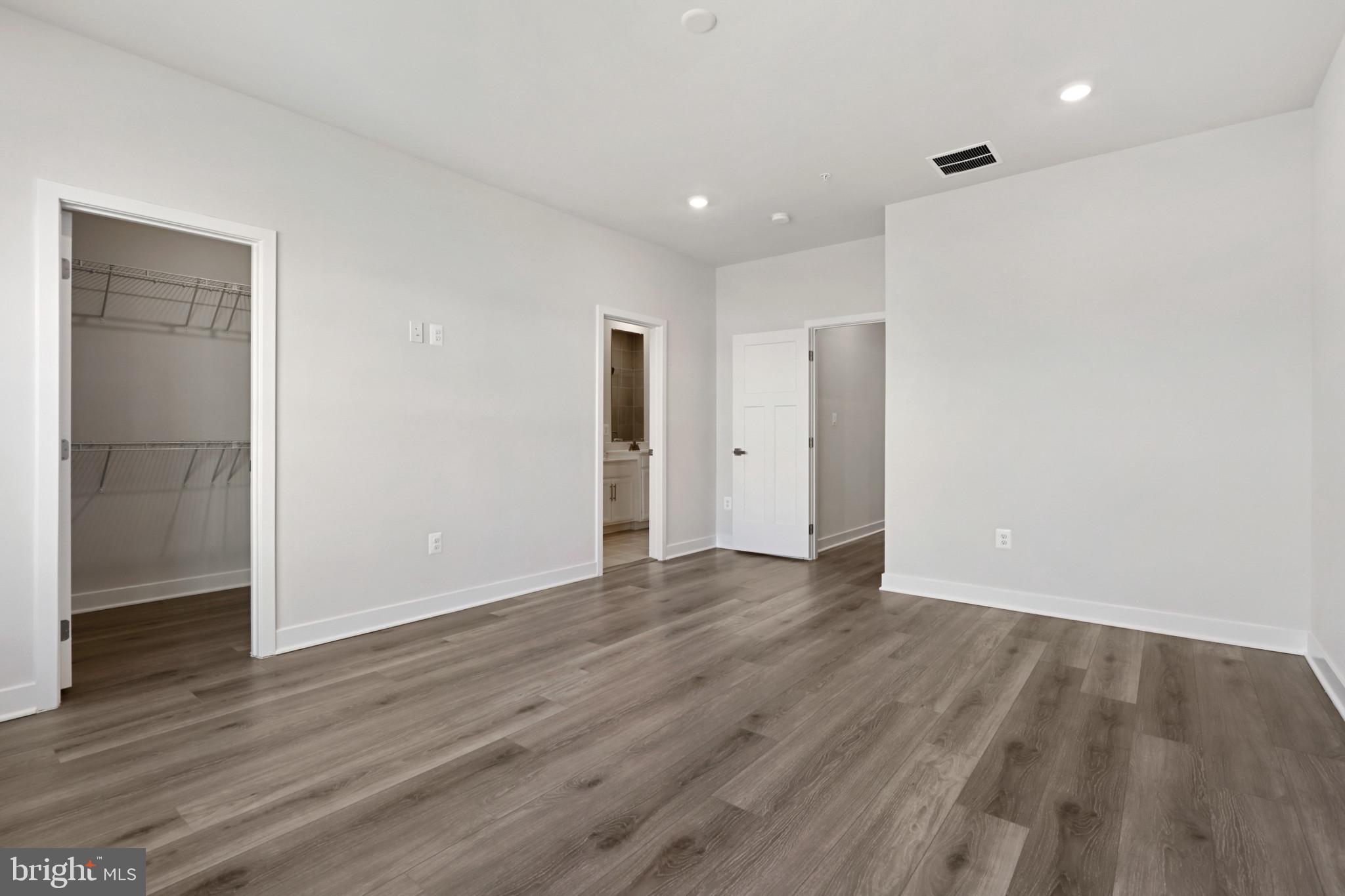 TURF VALLEY - Residential Lease