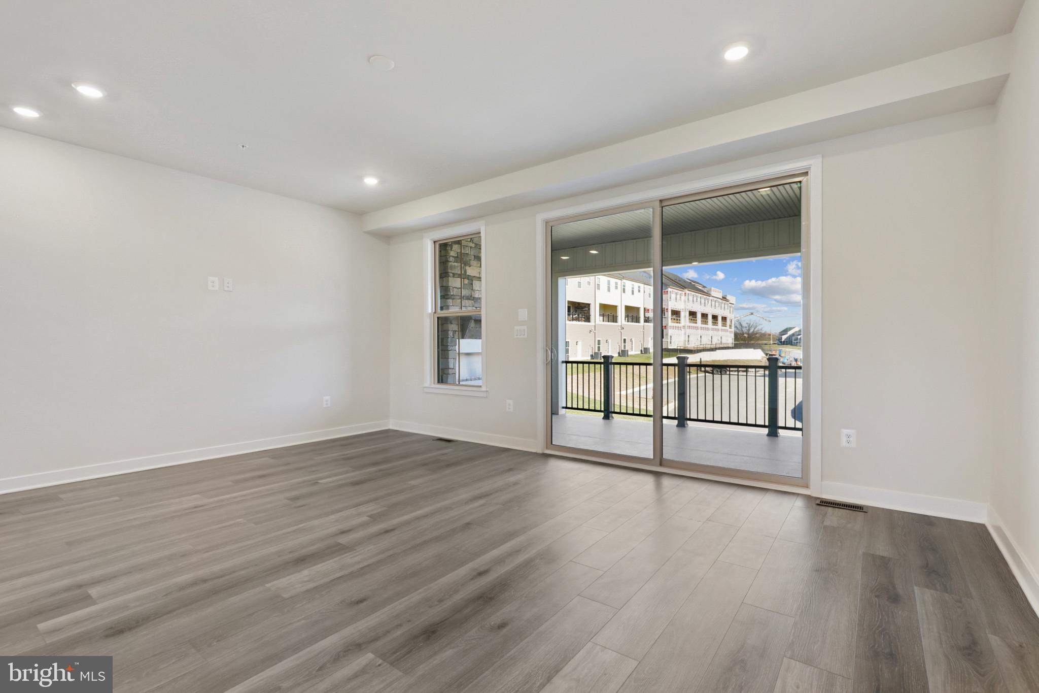 TURF VALLEY - Residential Lease