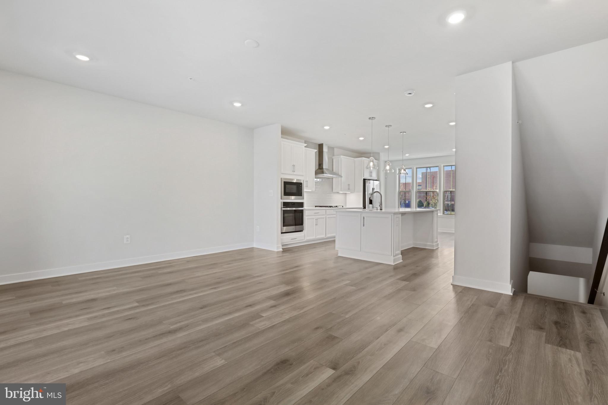 TURF VALLEY - Residential Lease