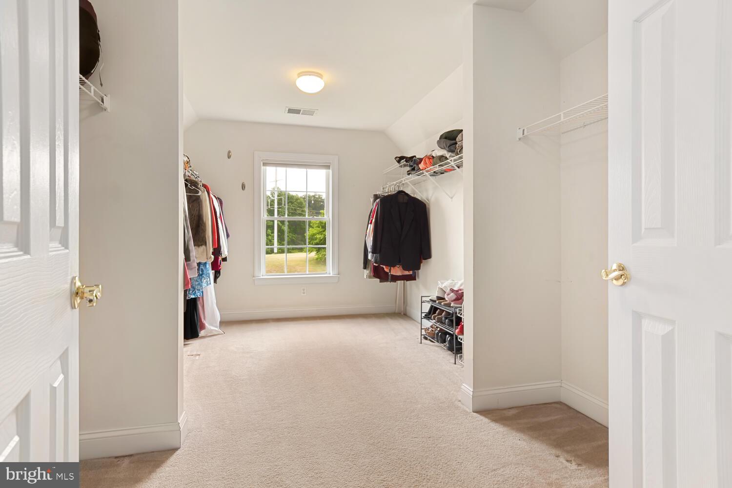 BISHOPS GRANT - Residential