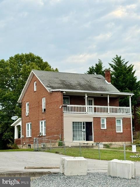 1764 LINCOLN WAY EAST