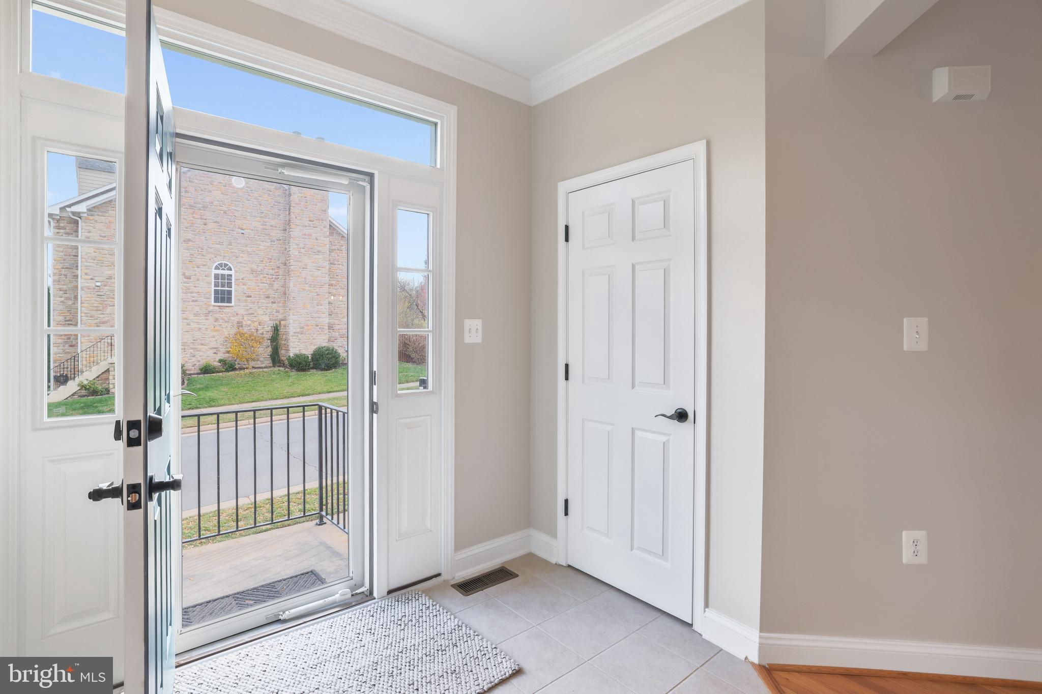 TOWNES OF BRANBURY GLEN - Residential Lease