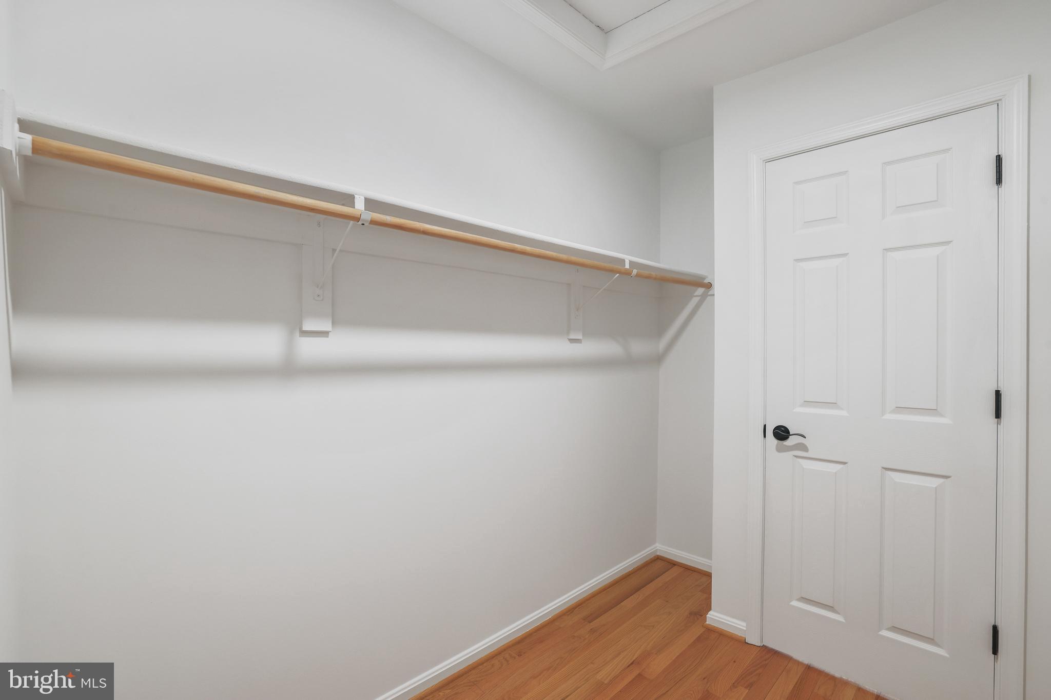 TOWNES OF BRANBURY GLEN - Residential Lease