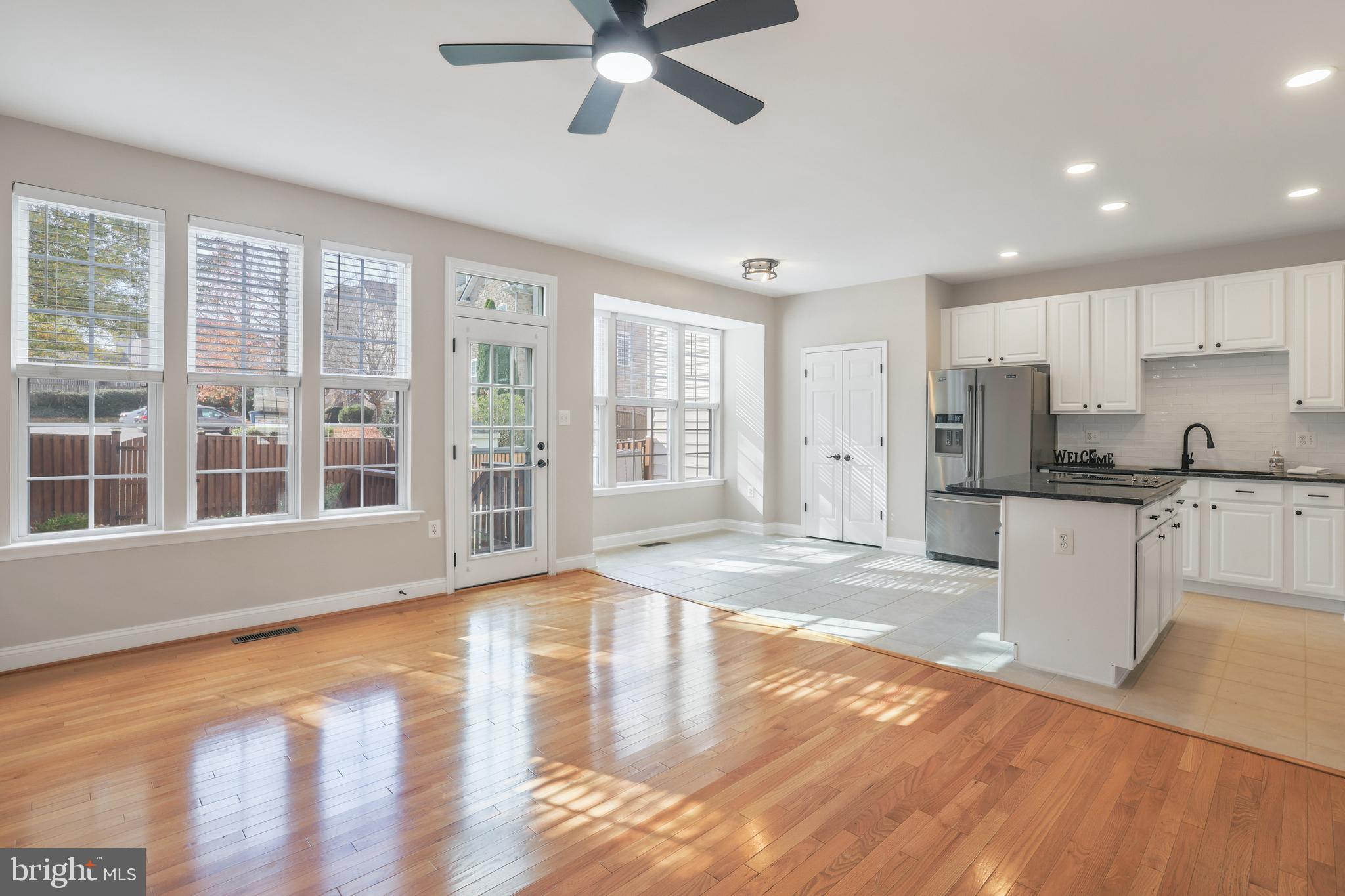 TOWNES OF BRANBURY GLEN - Residential Lease