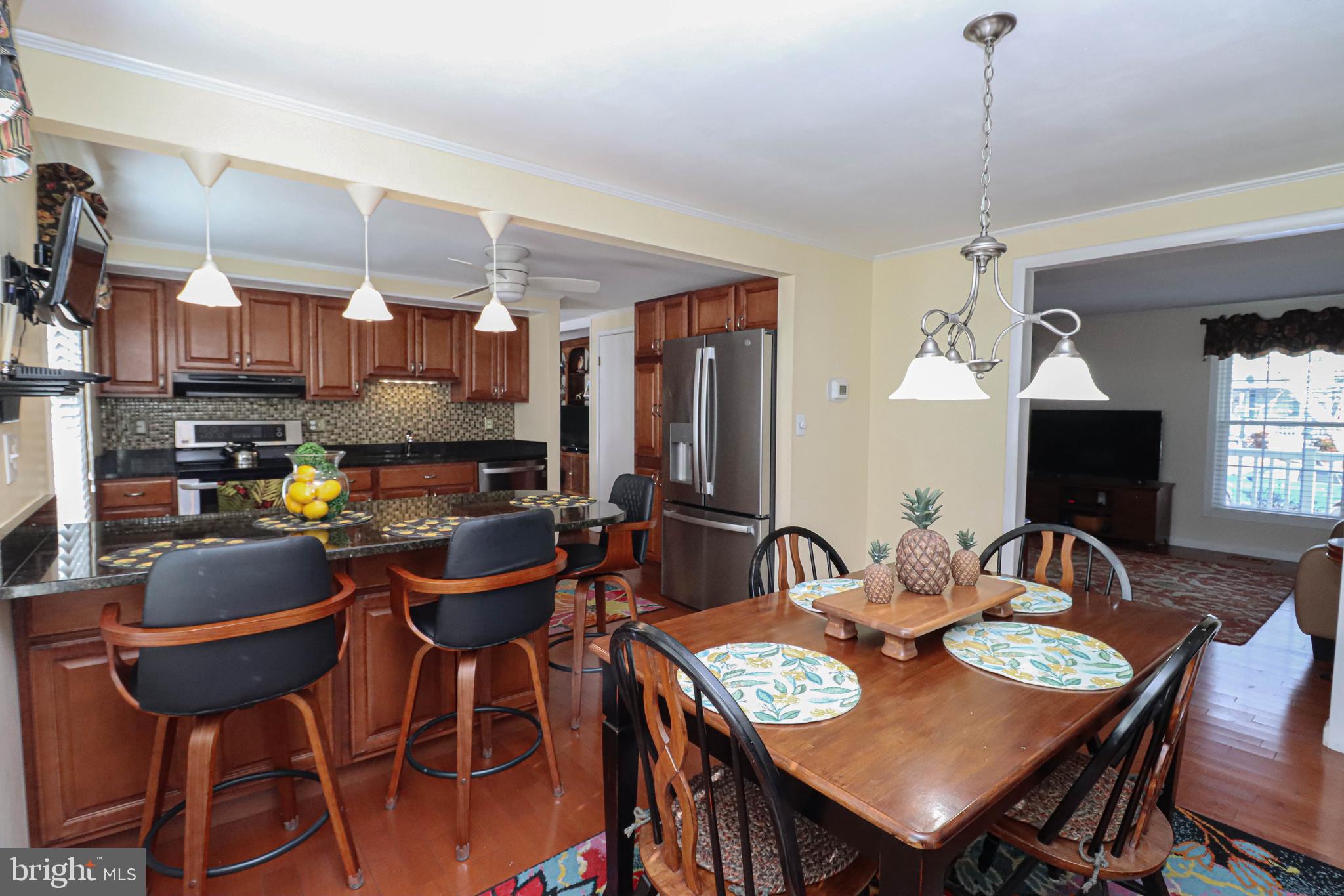 PARKE WEST - Residential