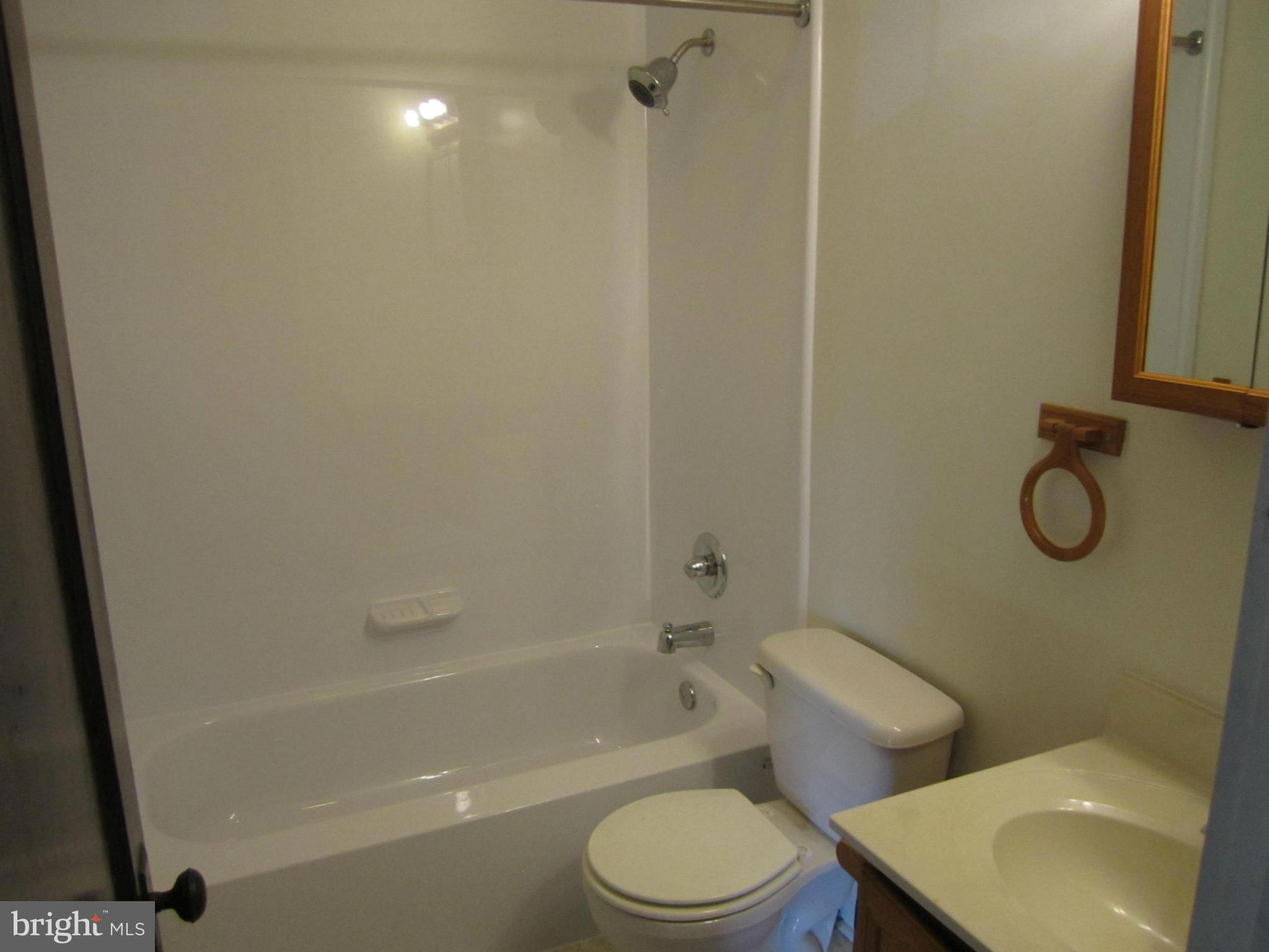 PARDEE - Residential Lease