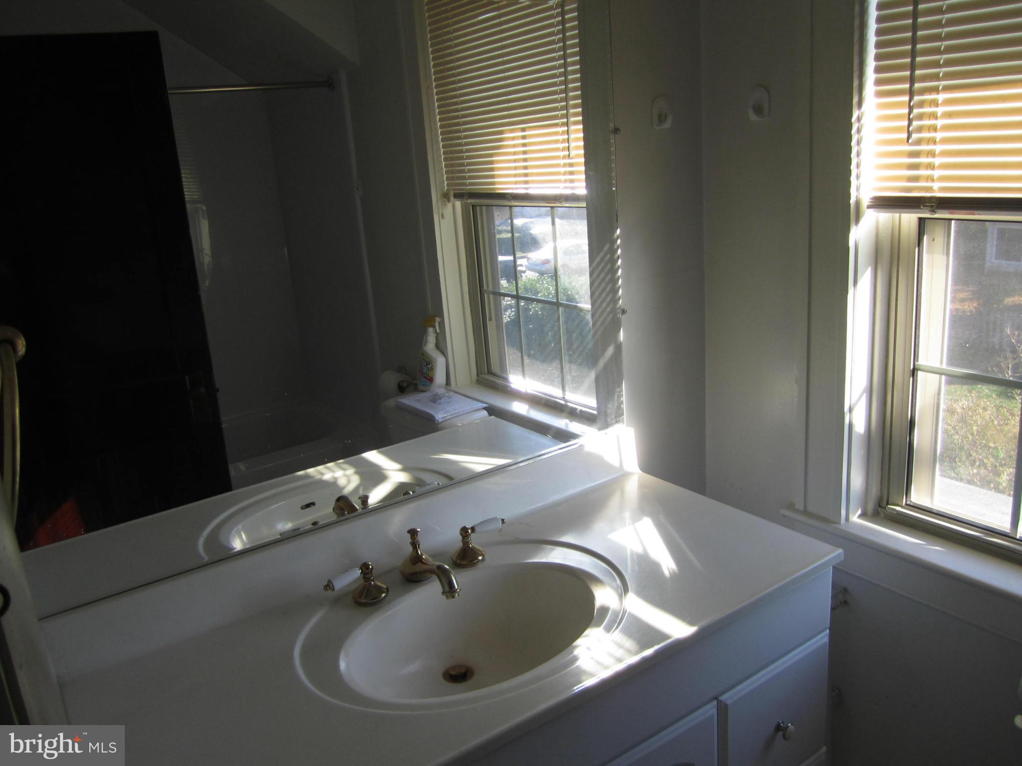 PARDEE - Residential Lease