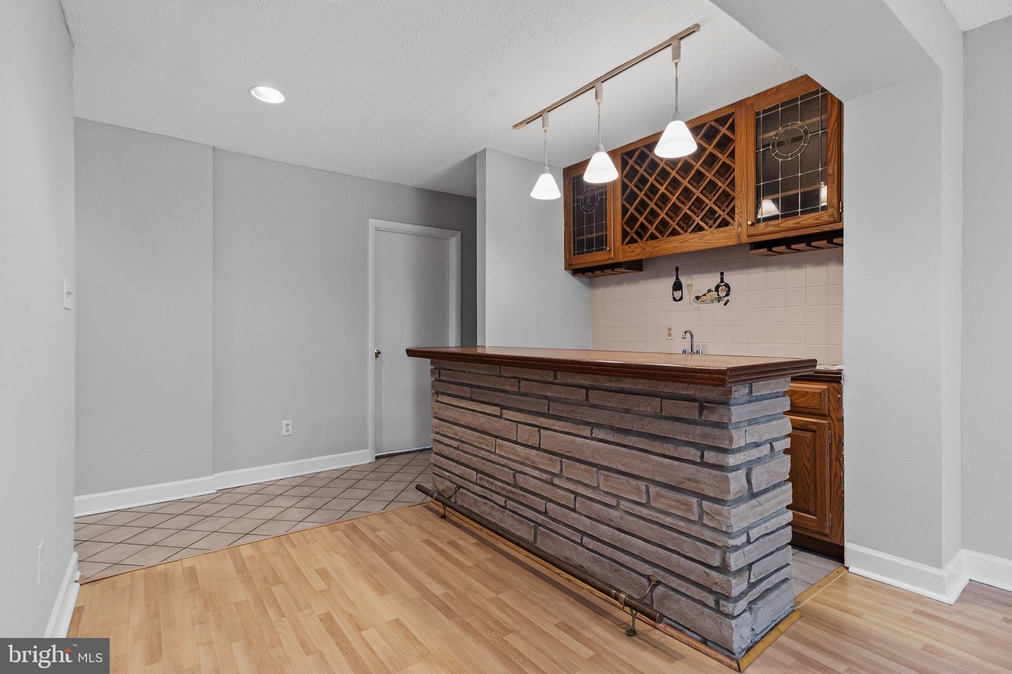 DOWDEN TERRACE - Residential Lease