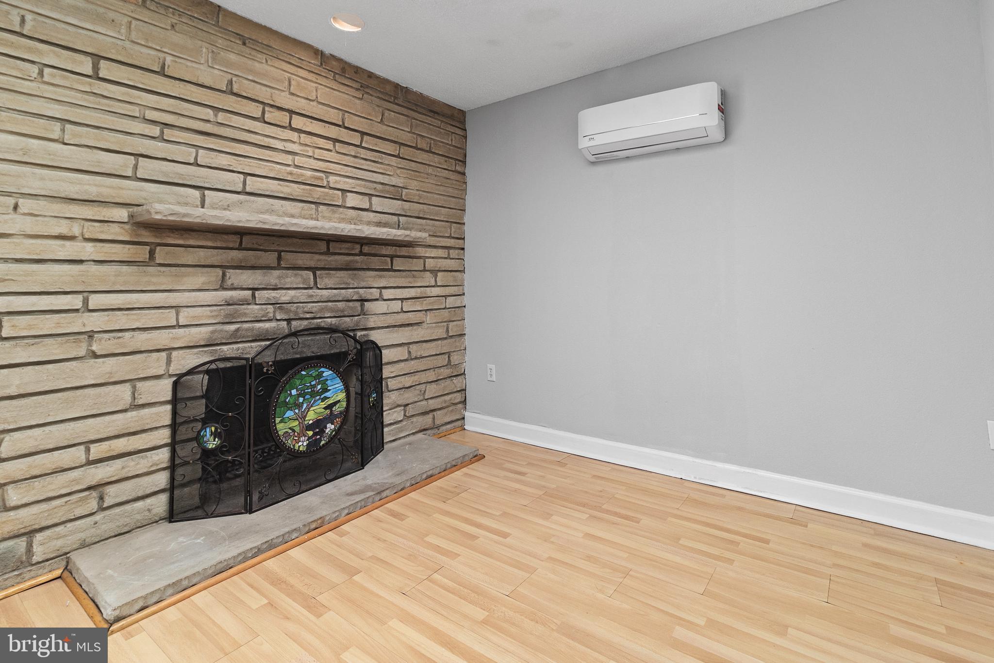 DOWDEN TERRACE - Residential Lease