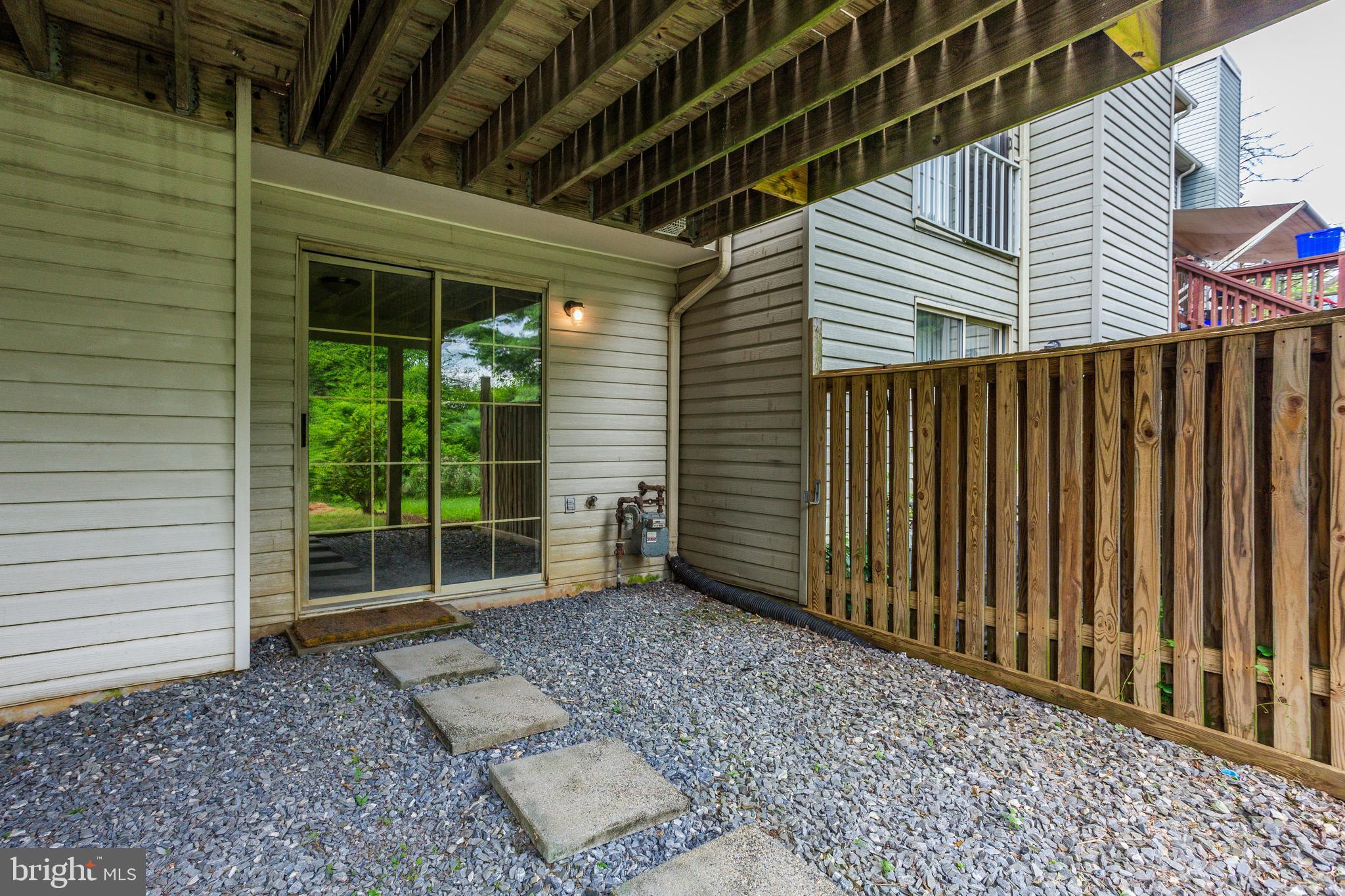 FLOWER HILL - Residential