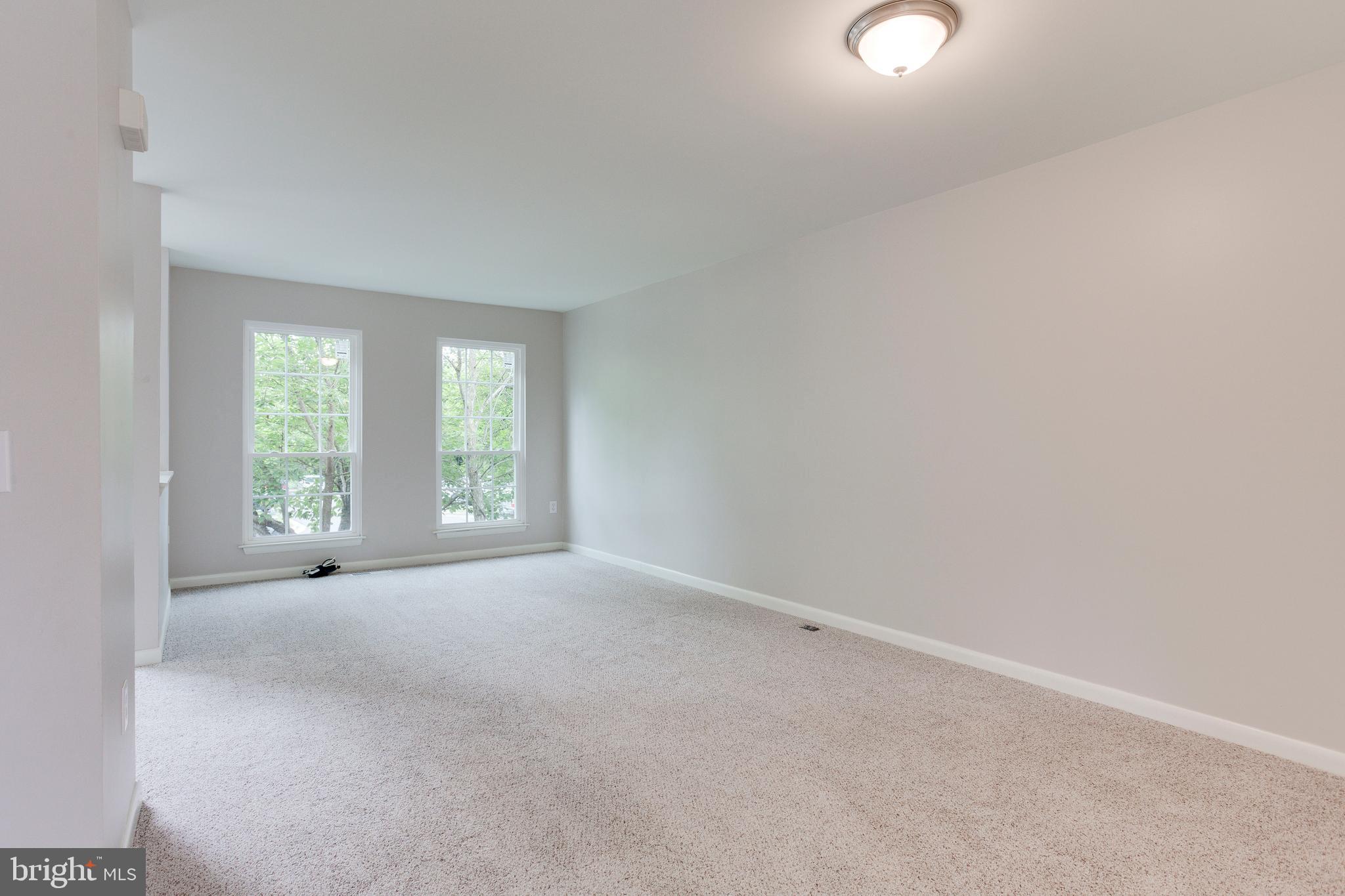 FLOWER HILL - Residential