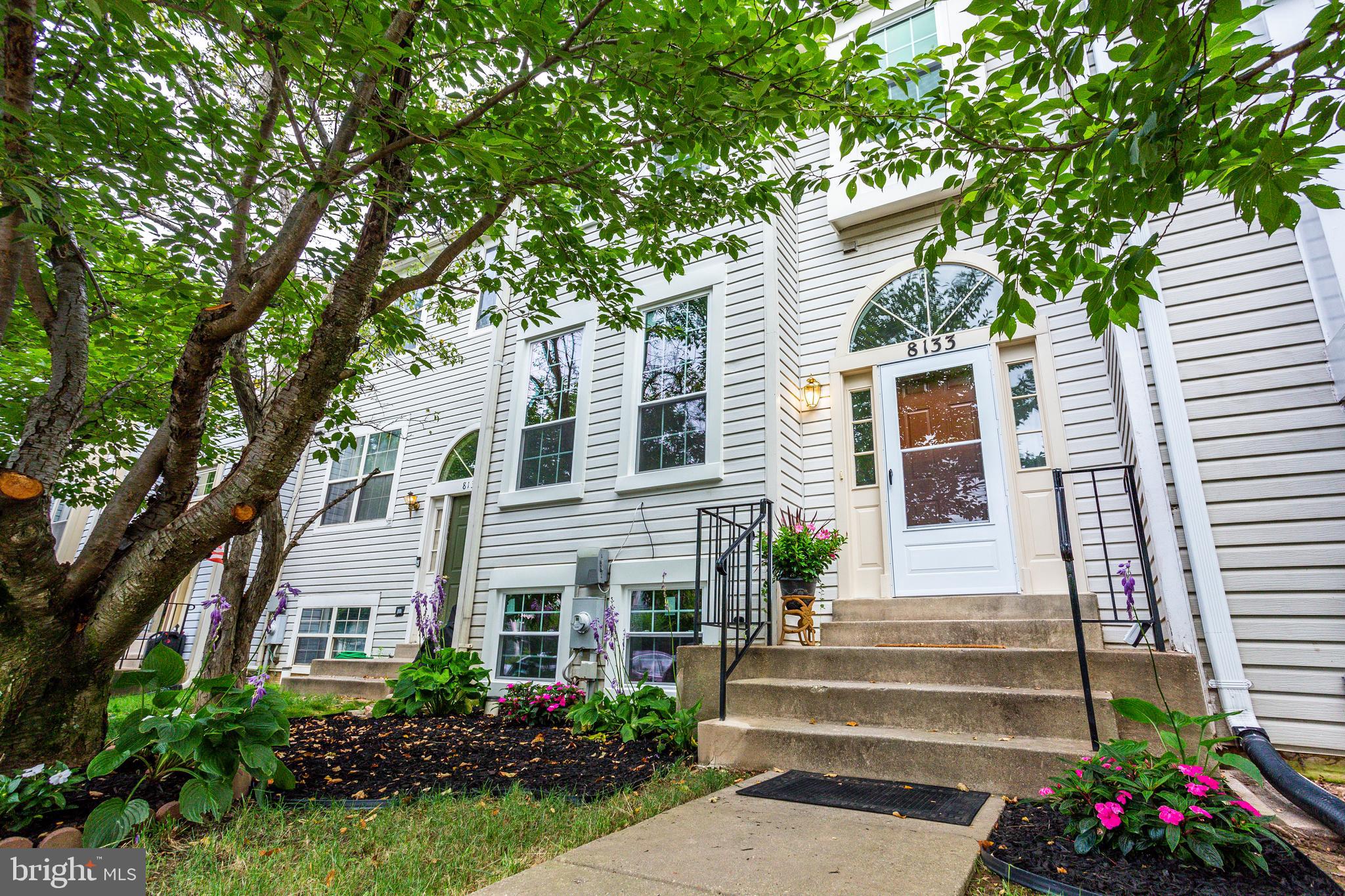 FLOWER HILL - Residential