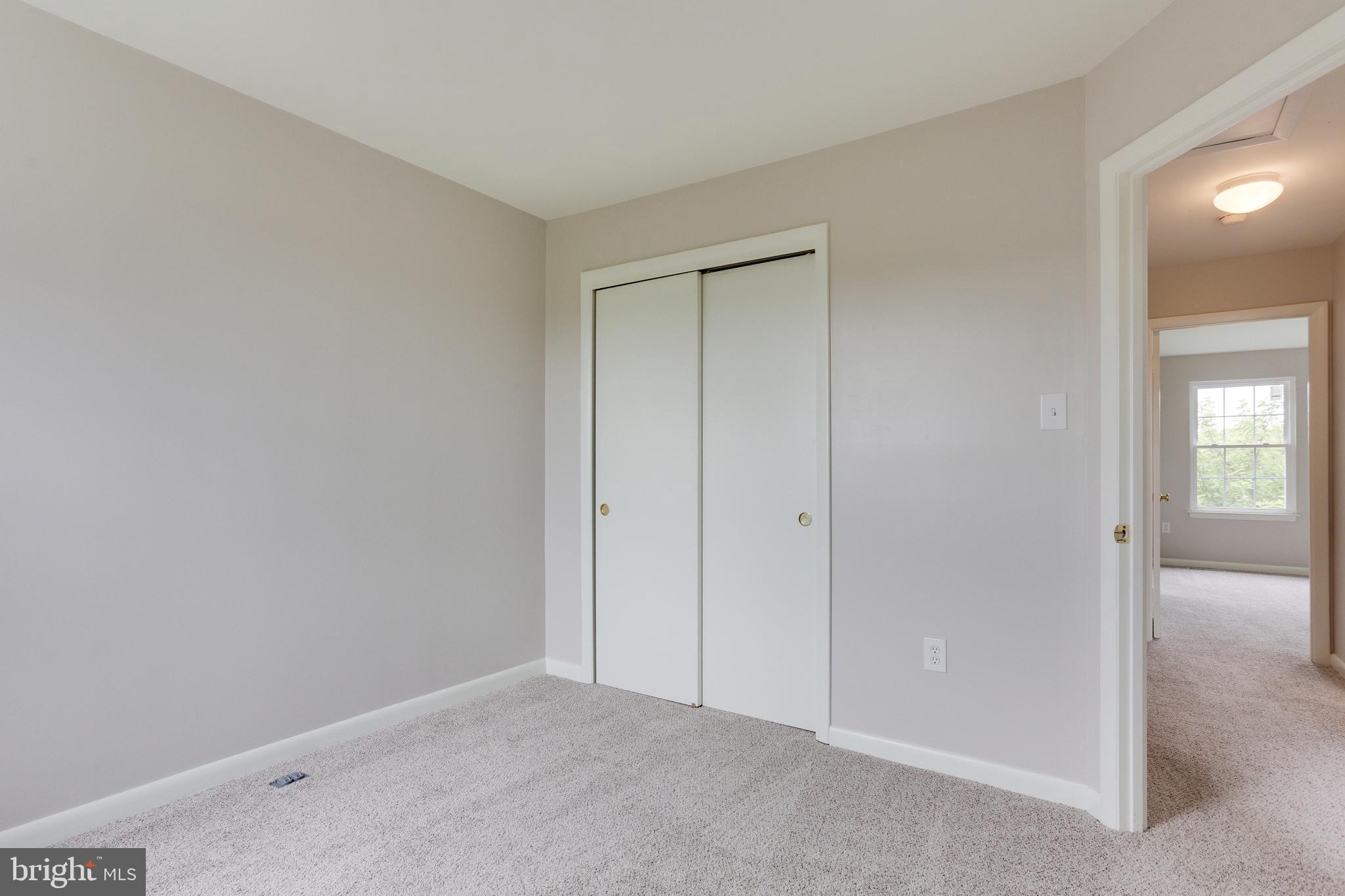 FLOWER HILL - Residential