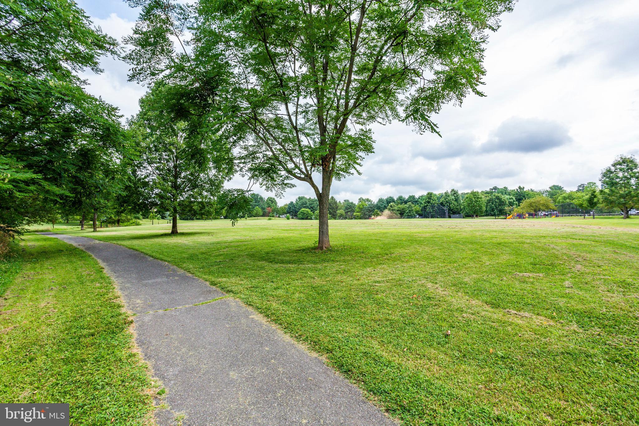 FLOWER HILL - Residential