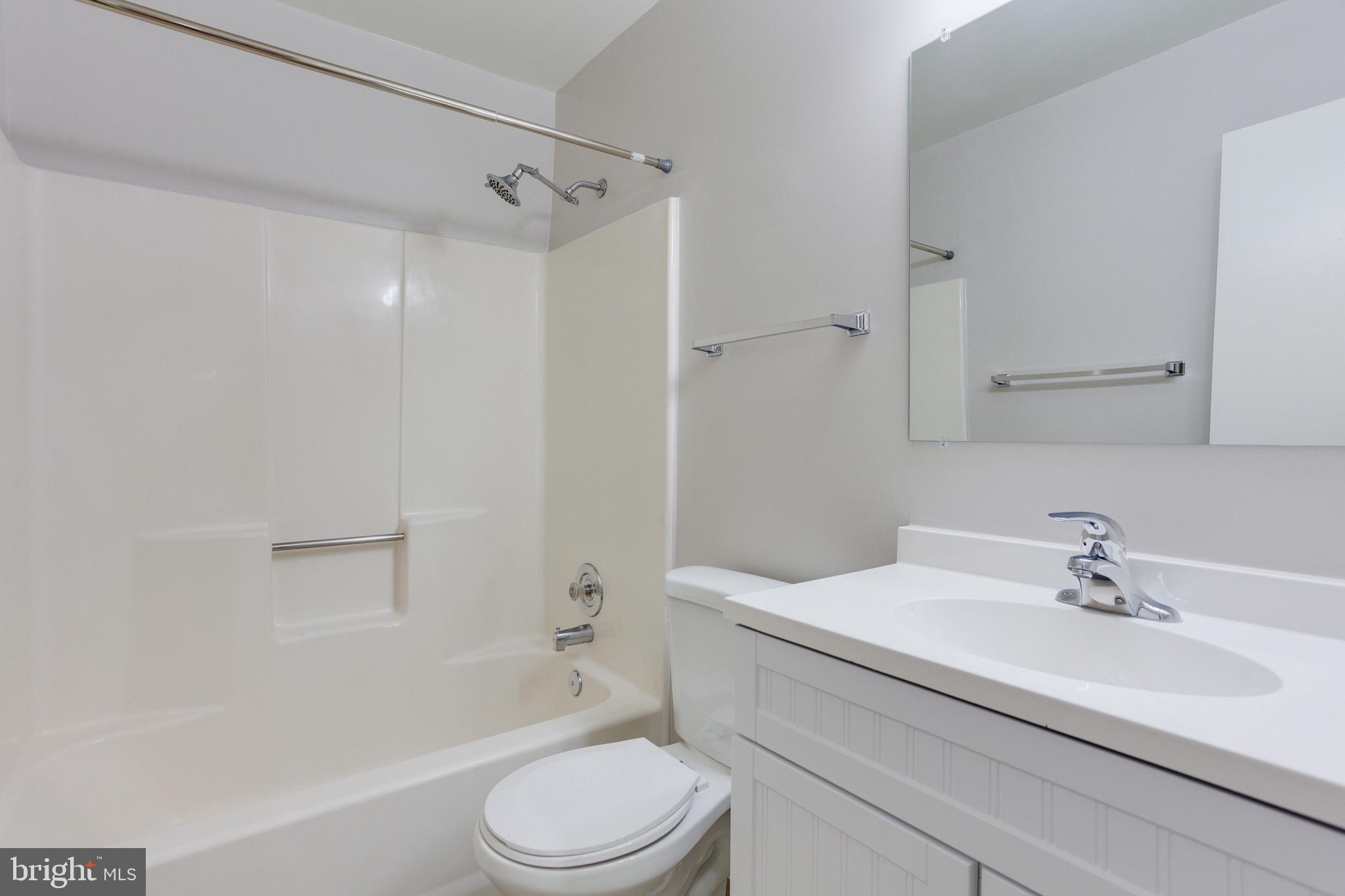 FLOWER HILL - Residential