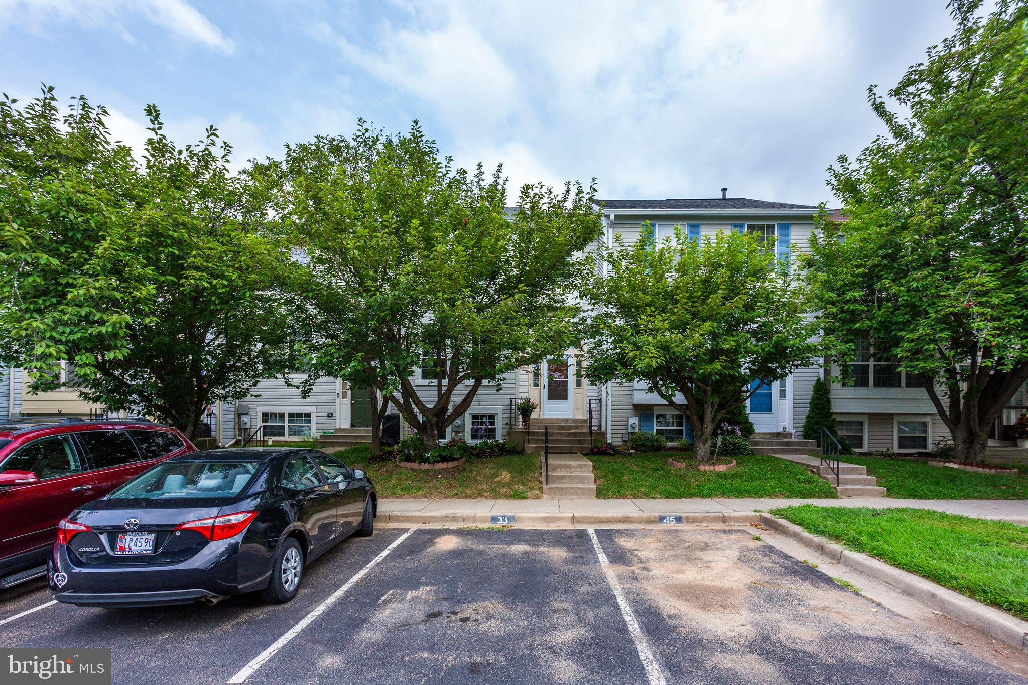 FLOWER HILL - Residential