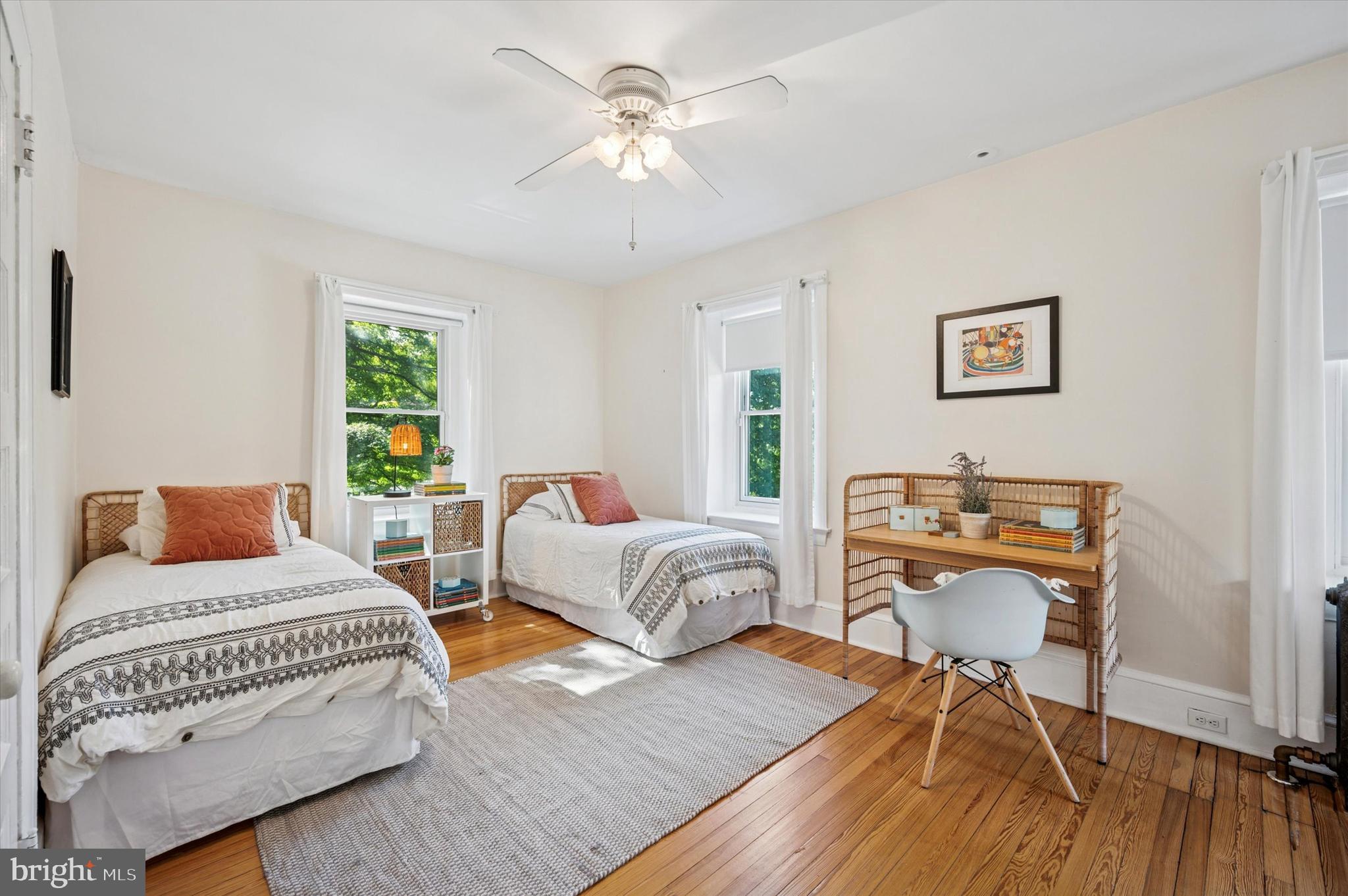 CHESTNUT HILL - Residential