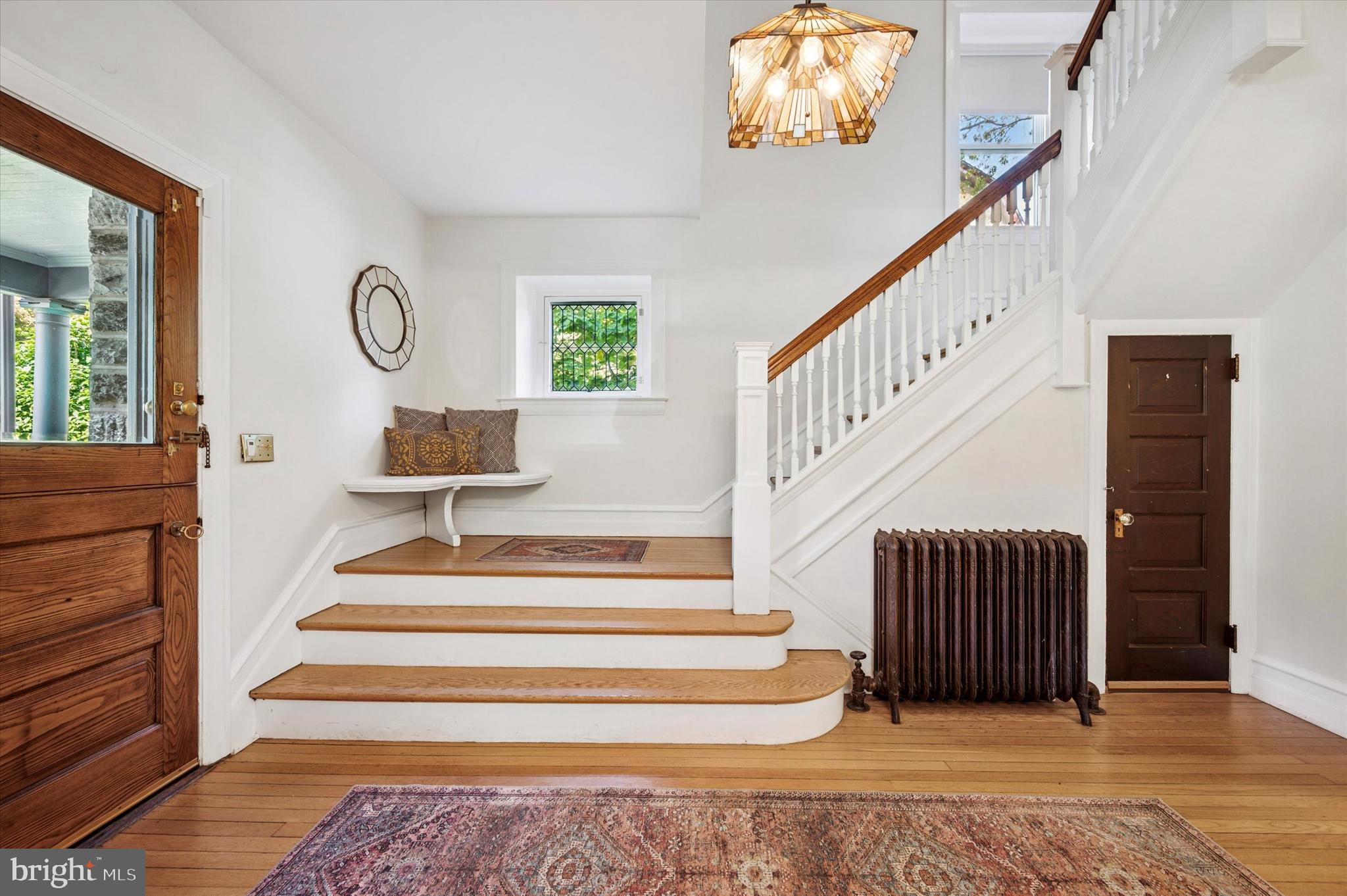 CHESTNUT HILL - Residential