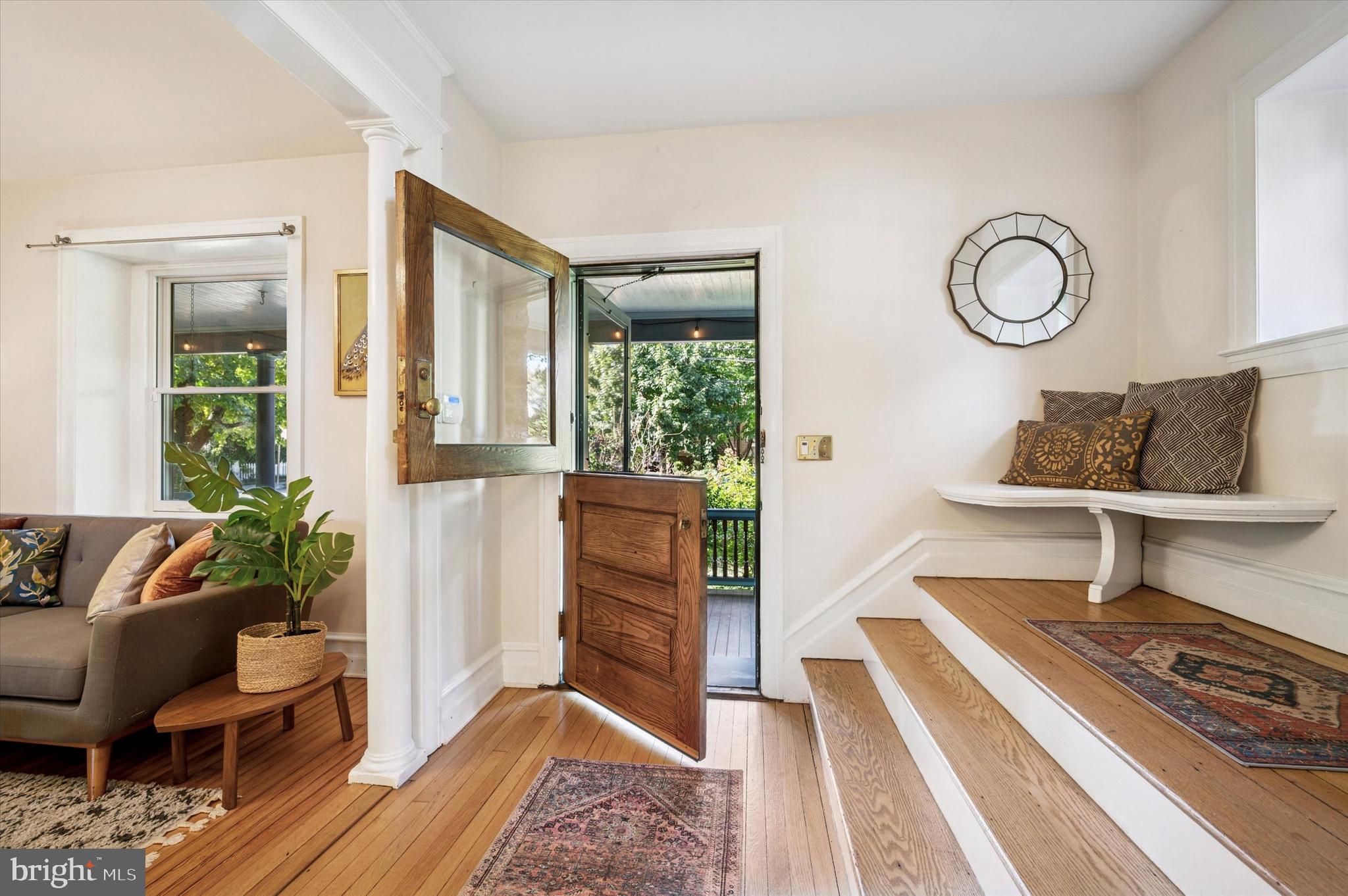 CHESTNUT HILL - Residential