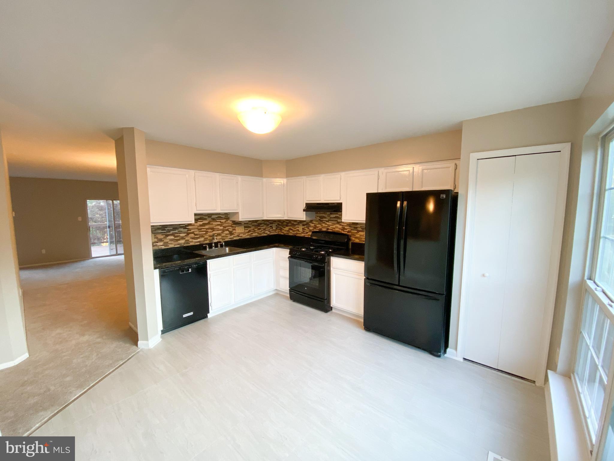 VILLAGE OF LONG REACH - Residential