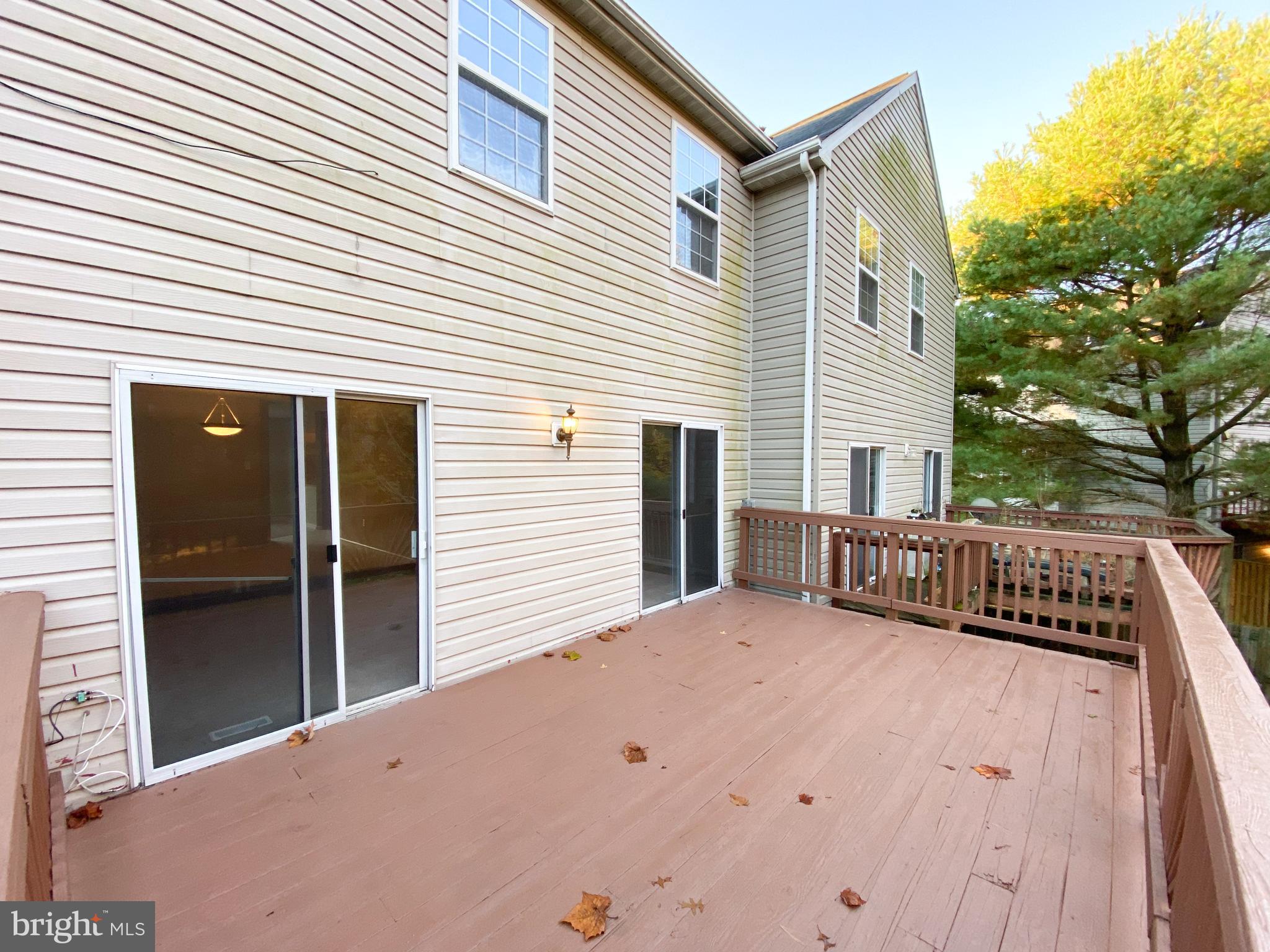 VILLAGE OF LONG REACH - Residential