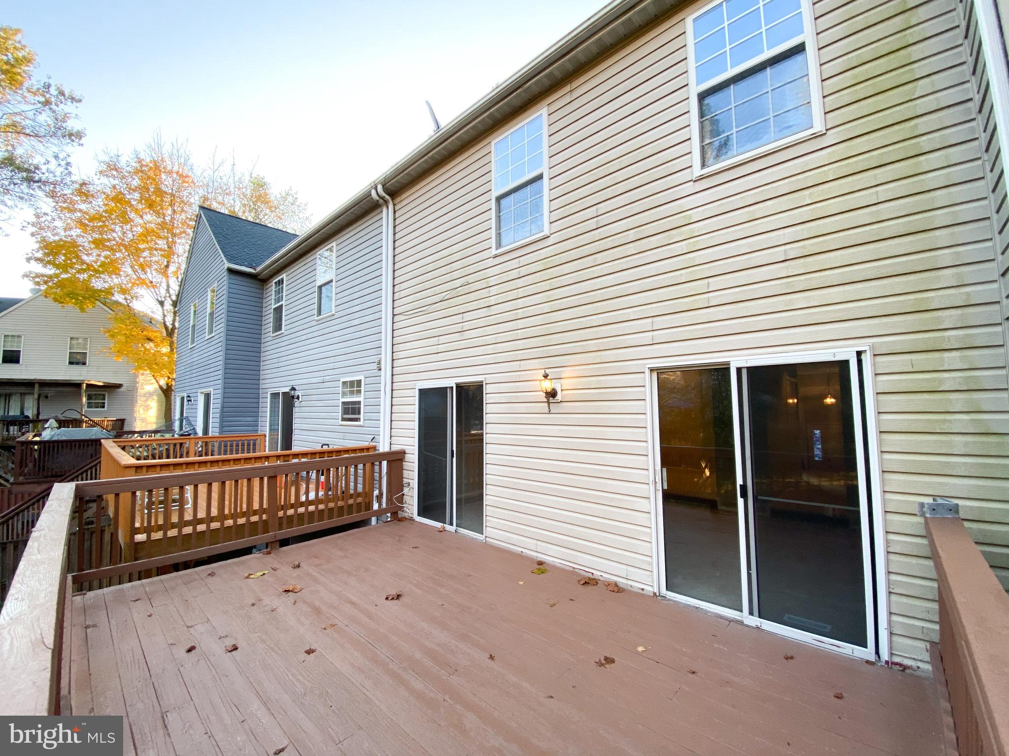 VILLAGE OF LONG REACH - Residential