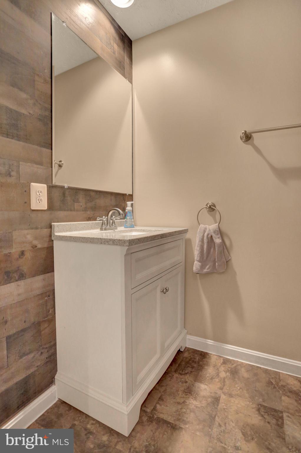 STONEYBROOKE VILLAGE - Residential