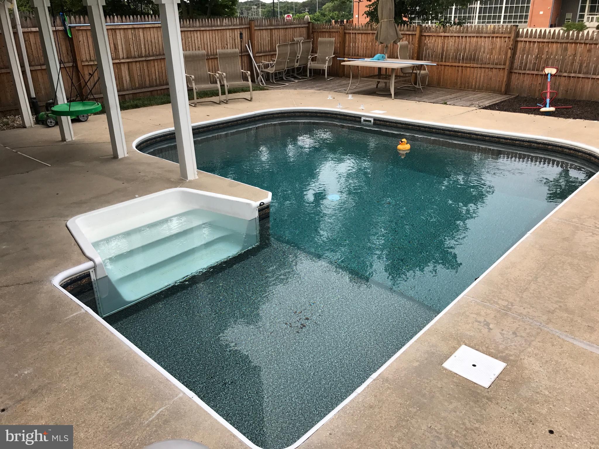 STONEYBROOKE VILLAGE - Residential