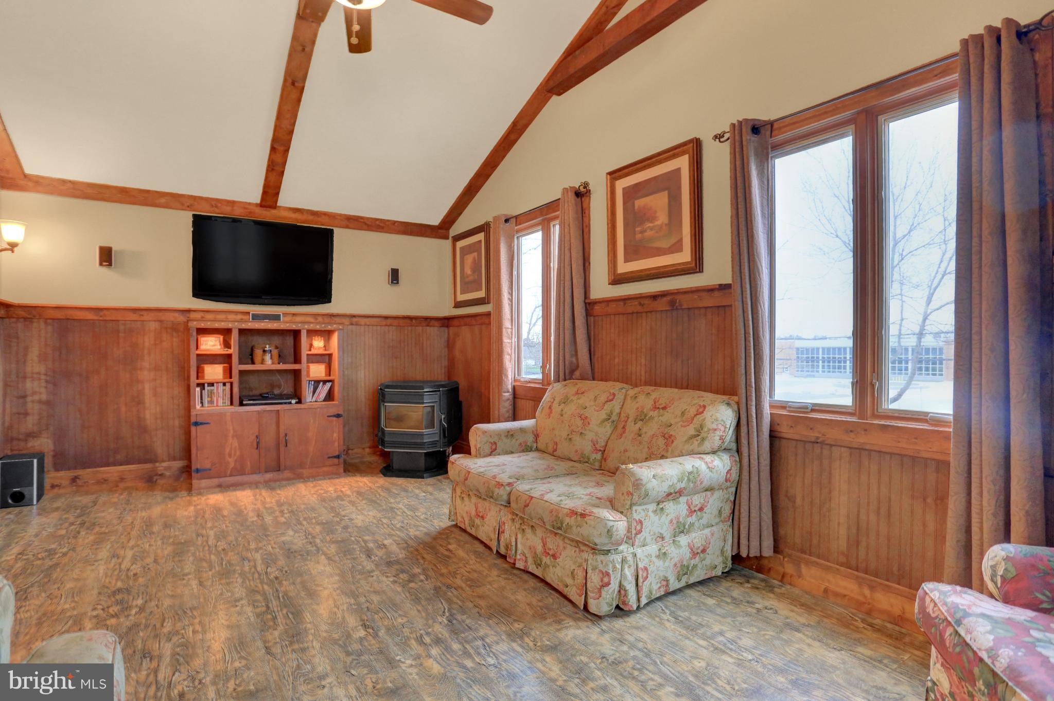 STONEYBROOKE VILLAGE - Residential