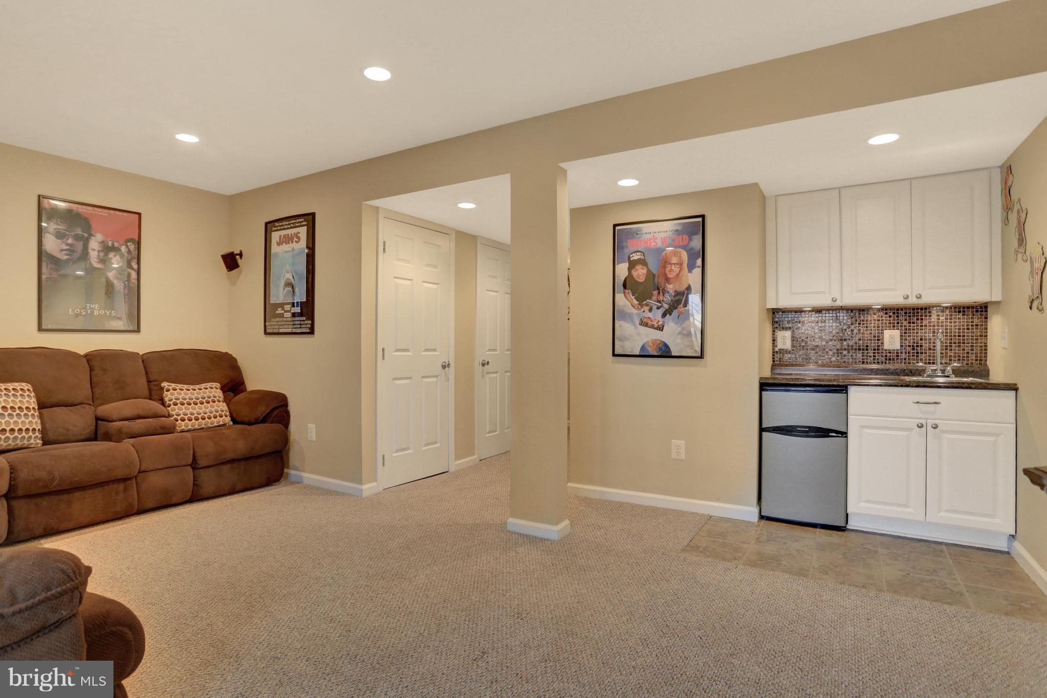 STONEYBROOKE VILLAGE - Residential